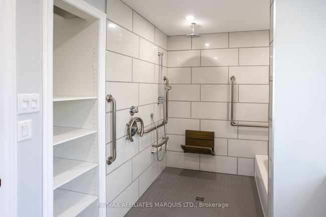 77 Kyle Dr, House other with 4 bedrooms, 3 bathrooms and 3 parking in South Dundas ON | Image 12