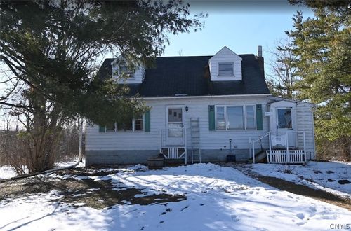 6756 Myers Rd, East Syracuse, NY, 13057-9719 | Card Image