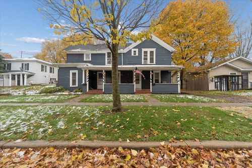 734/736 N Hickory Street, Owosso, MI, 48867 | Card Image