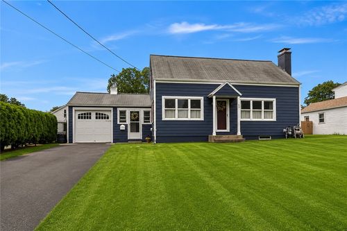 50 Brewster Dr, Warwick, RI, 02889-2204 | Card Image