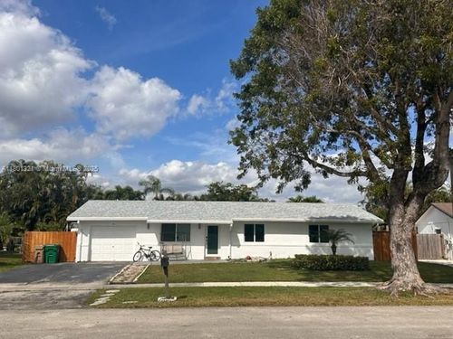12821 Sw 10th Ct, Davie, FL, 33325-5526 | Card Image