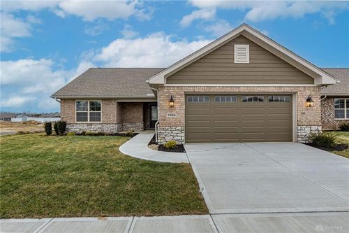 2244 Tandem Dr, Xenia, OH, 45385 | Card Image
