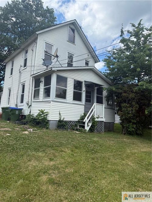 38 Monmouth Ave, Edison, NJ, 08820-3520 | Card Image