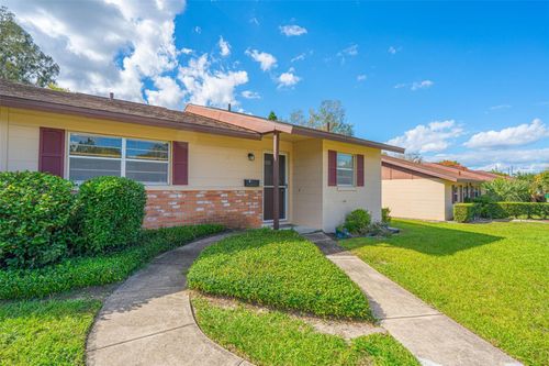 50-5 Villa Villar Ct, DELAND, FL, 32724-5971 | Card Image