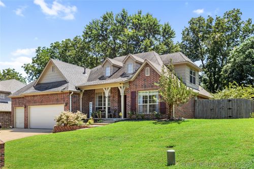 2207 Pecan Chase Cir, Claremore, OK, 74017-4878 | Card Image