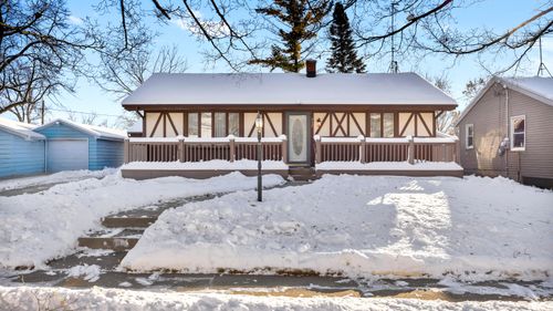 517 Richmond Ave, Sheboygan Falls, WI, 53085-1253 | Card Image