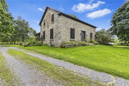 1831 15 Highway, Rideau Lakes, ON, K0G1E0 | Card Image