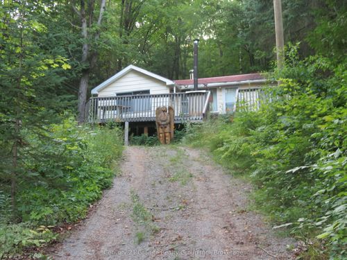 1013 Tortoise Dr, Haliburton, ON, K0L1S0 | Card Image