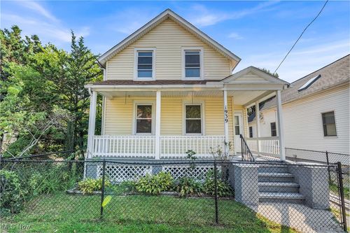 1939 W 54th St, Cleveland, OH, 44102-3258 | Card Image