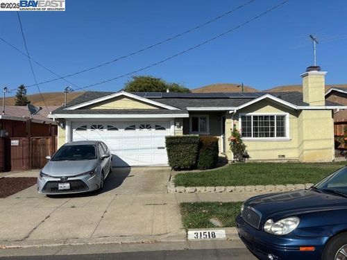 31518 Medinah St, Hayward, CA, 94544-8034 | Card Image