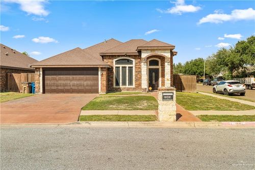 2303 Arlington Street, Edinburg, TX, 78541 | Card Image