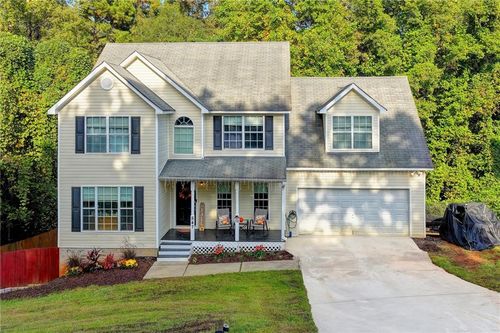 547 Michael Cir, Monroe, GA, 30655-8469 | Card Image