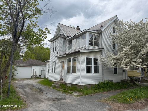 141 Dewey Ave, Pittsfield, MA, 01201 | Card Image