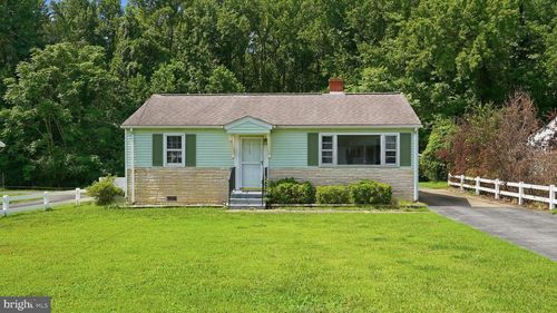 145 Carver St, Montross, VA, 22520-2716 | Card Image