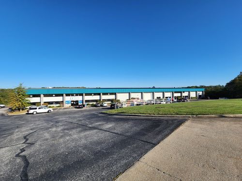 175 Industrial Park Dr, Hollister, MO, 65672-5762 | Card Image