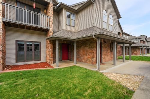 4-20-7820 Cozy Cove Rd, Branson, MO, 65616-8773 | Card Image