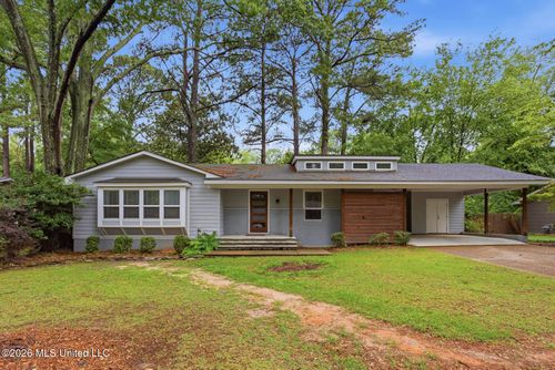 211 Pimlico Pl, Jackson, MS, 39211-4422 | Card Image