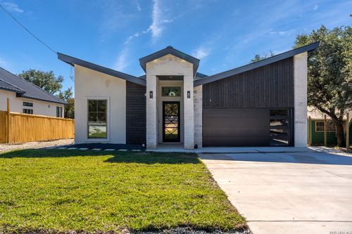 1164 Winding Creek Trl, Spring Branch, TX, 78070-5456 | Card Image