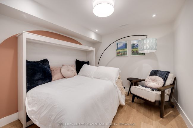 56 Foxley St, House attached with 4 bedrooms, 4 bathrooms and 1 parking in Toronto ON | Image 18