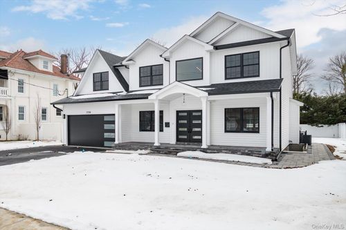 3356 Carrollton Ave, Wantagh, NY, 11793-2916 | Card Image