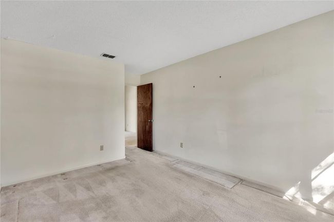 2556 Arborwood Dr, House other with 4 bedrooms, 2 bathrooms and null parking in Valrico FL | Image 32