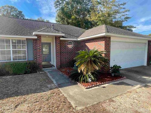 6831 Community Dr, Pensacola, FL, 32526 | Card Image