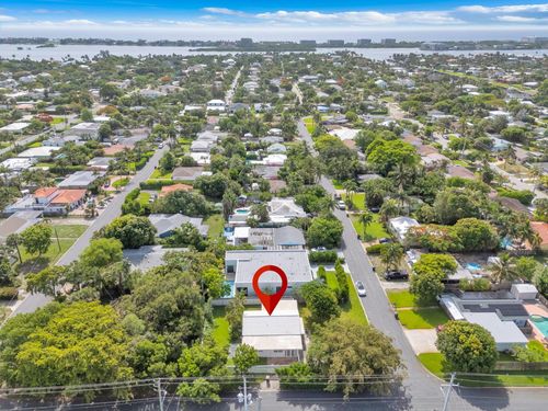 375 Orange Way, West Palm Beach, FL, 33405 | Card Image