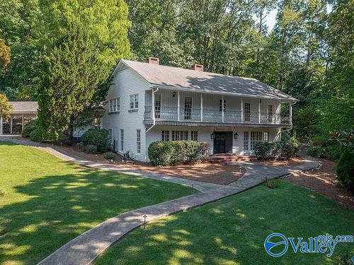 328 Dogwood Cir, Gadsden, AL, 35901-5604 | Card Image