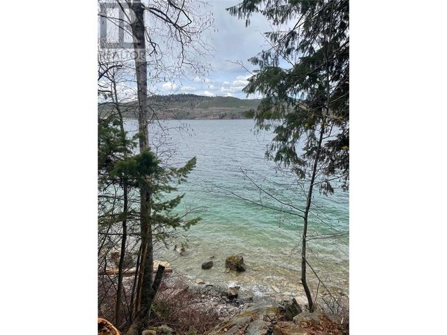 8 - 5649 Cosens Bay Rd, Home with 0 bedrooms, 0 bathrooms and null parking in Coldstream BC | Image 8