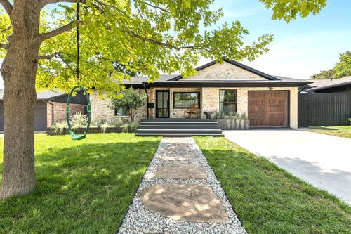8803 Graywood Dr, Dallas, TX, 75243-7121 | Card Image
