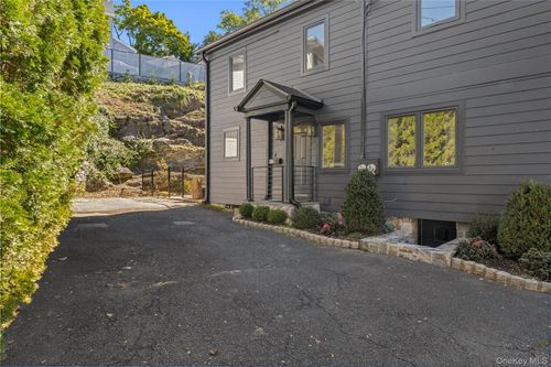 2-4 Elizabeth St, Rye, NY, 10580-2002 | Card Image