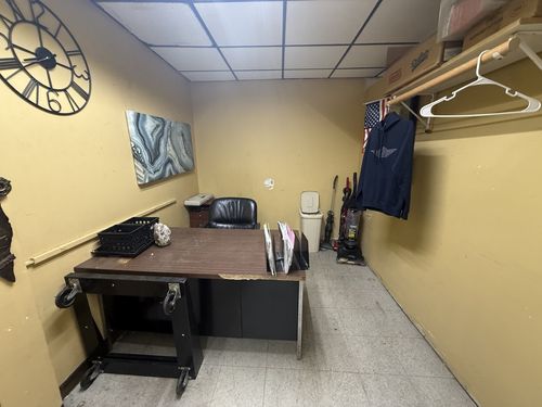 4017 W 63rd St, Chicago, IL, 60629-4605 | Card Image