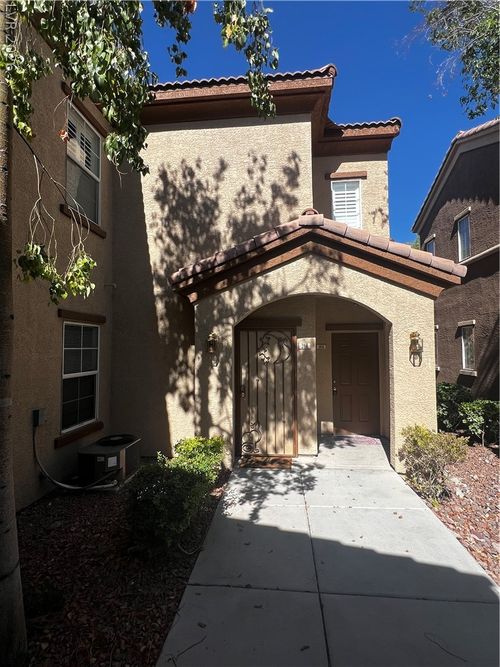 104-3915 Legend Hills St, Las Vegas, NV, 89129-4552 | Card Image