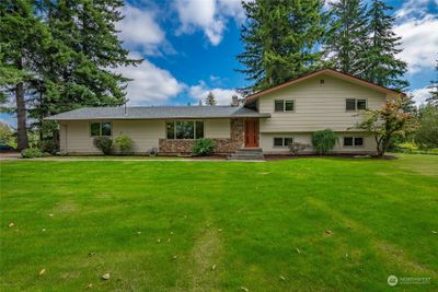 Welcome to 8370 Sunrise Rd, Custer | Image 2