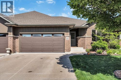 2266 Gatwick Ave, Windsor, ON, N8P0B7 | Card Image