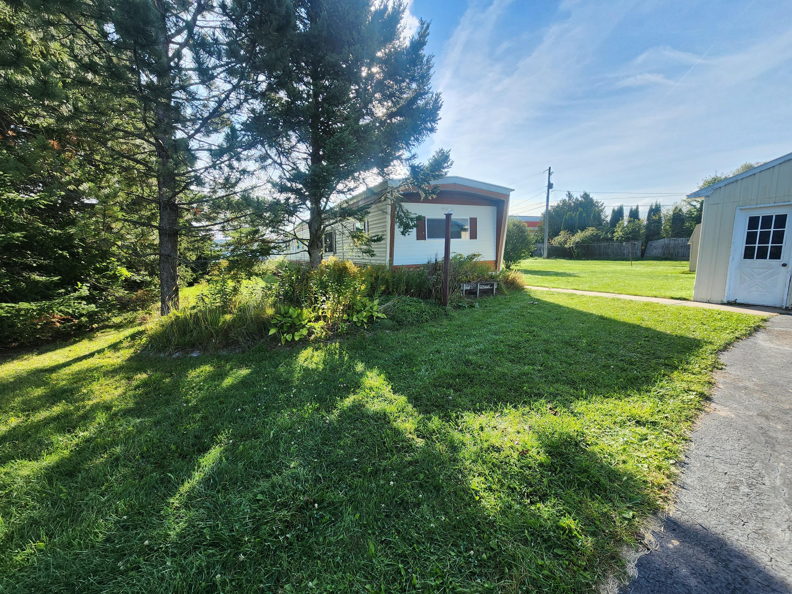 27th Ave, Sault Sainte Marie, MI 49783