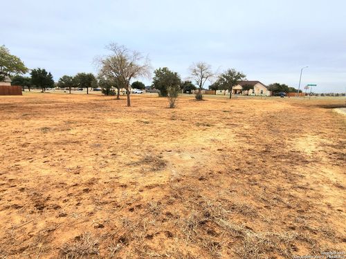 160 W Medium Meadow, Lytle, TX, 78052 | Card Image