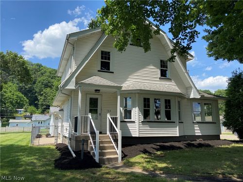 102 Downs Avenue, Newcomerstown, OH, 43832 | Card Image