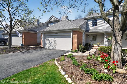 6626 Ridgeview Dr, Clarkston, MI, 48346-4456 | Card Image