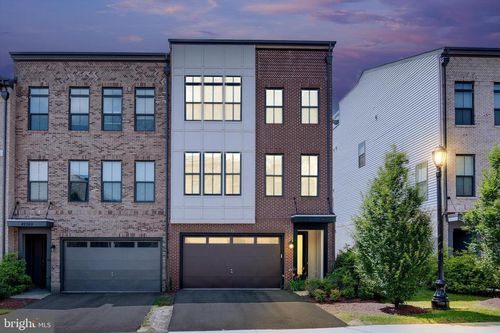 42367 Piper Creek Ter, BRAMBLETON, VA, 20148-4936 | Card Image