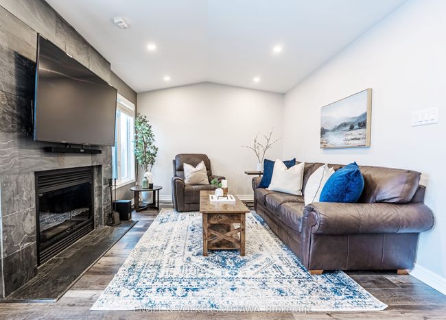18 Avonhurst Ave, House other with 3 bedrooms, 3 bathrooms and 4 parking in Nepean ON | Image 11