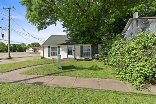 208 S 31st St, Corsicana, TX, 75110-4028 | Card Image