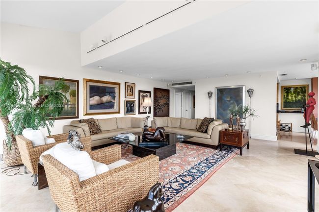 APT-543 - 151 Crandon Blvd, Condo with 3 bedrooms, 3 bathrooms and null parking in Key Biscayne FL | Image 24