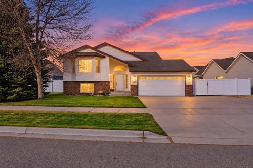 19223 E 6th Ave, Spokane Valley, WA, 99016-8691 | Card Image