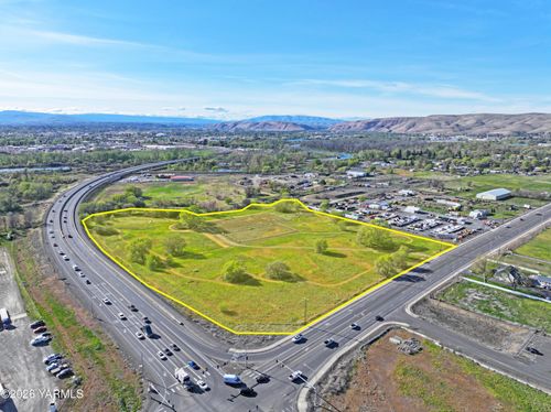 NNA University Pky, Yakima, WA, 98901 | Card Image