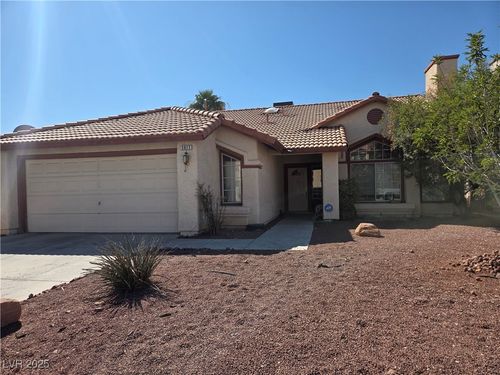3817 Dauntless Dr, North Las Vegas, NV, 89031-0135 | Card Image