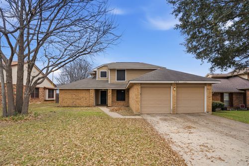 4364 Bentley Drive, Grand Prairie, TX, 75052 | Card Image