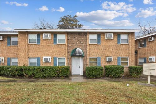 2-2506 Leo St Street, Norfolk, VA, 23517 | Card Image