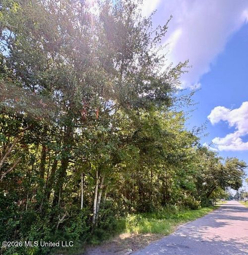 2014 44th Avenue, Gulfport, MS, 39501 | Card Image