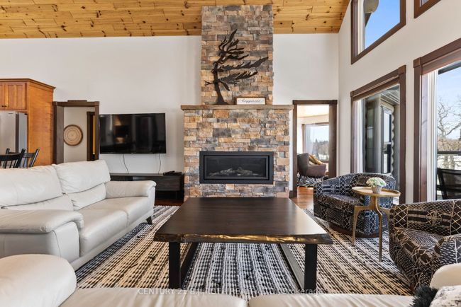 64 Mccord's Rd, House other with 5 bedrooms, 3 bathrooms and 10 parking in McKellar ON | Image 11